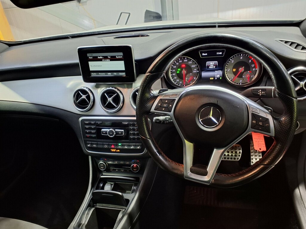 Mercedes-Benz GLA Class Gla Gla200 Cdi Se Suv 2.1 Grey #5
