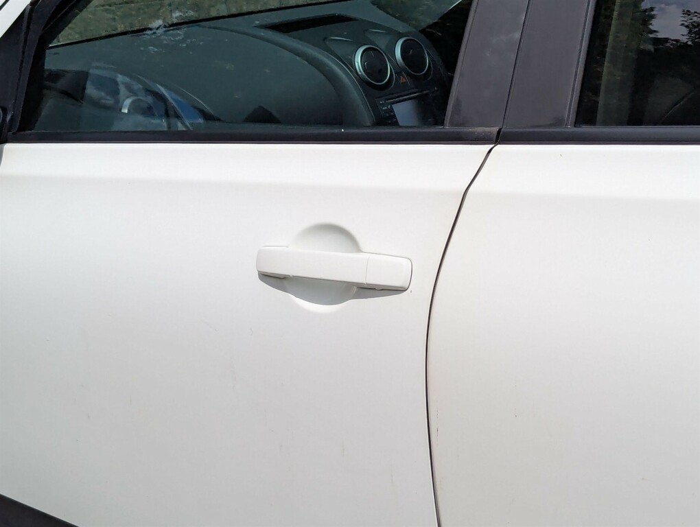 Nissan Qashqai Acenta White #19