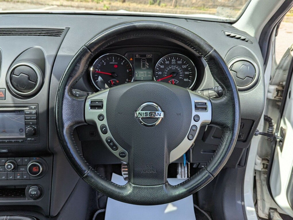 Nissan Qashqai Acenta White #8