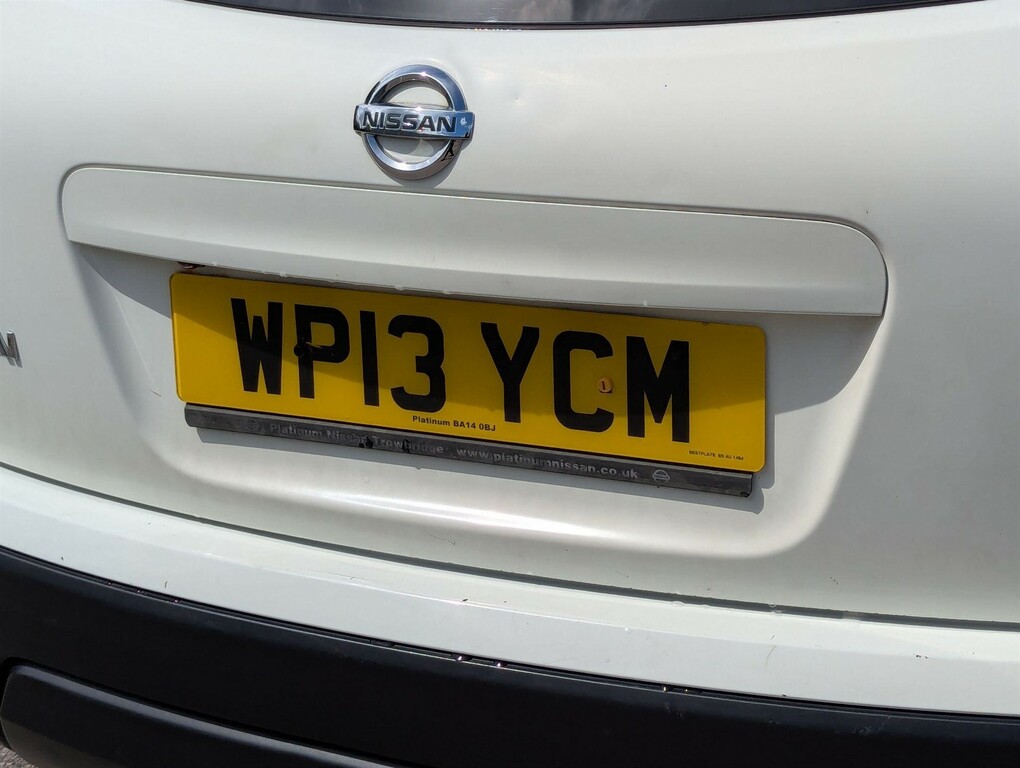 Nissan Qashqai Acenta White #23