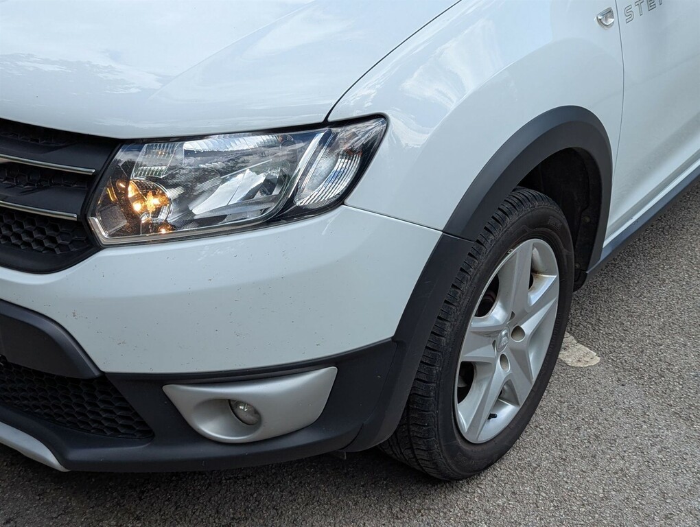 Dacia Sandero Stepway 0.9 Tce Laureate Euro 5 Black #14