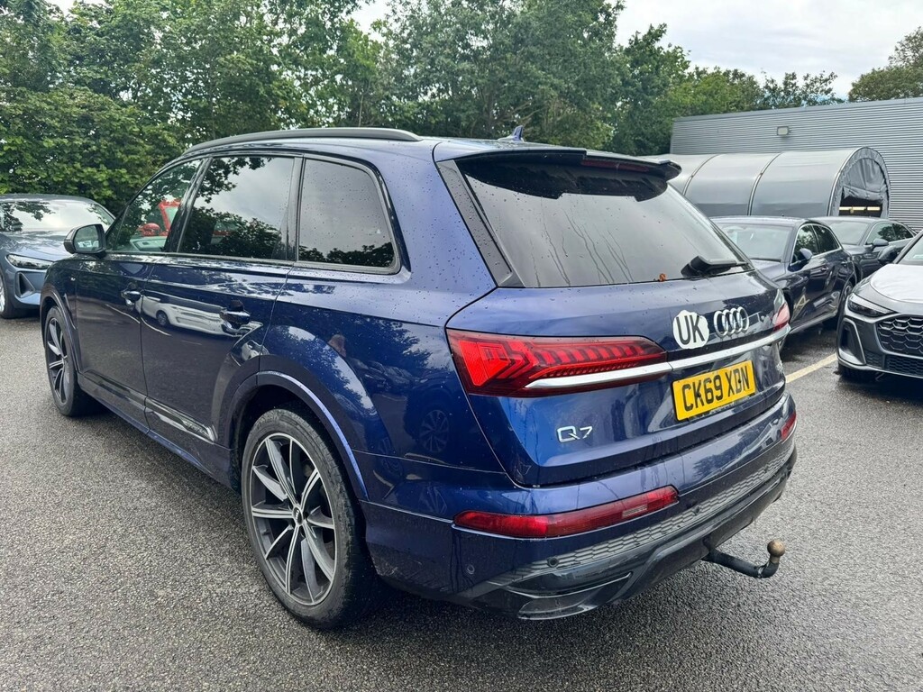 Audi Q7 3.0 Tdi V6 50 Black Edition Tiptronic Quattro Euro  #2