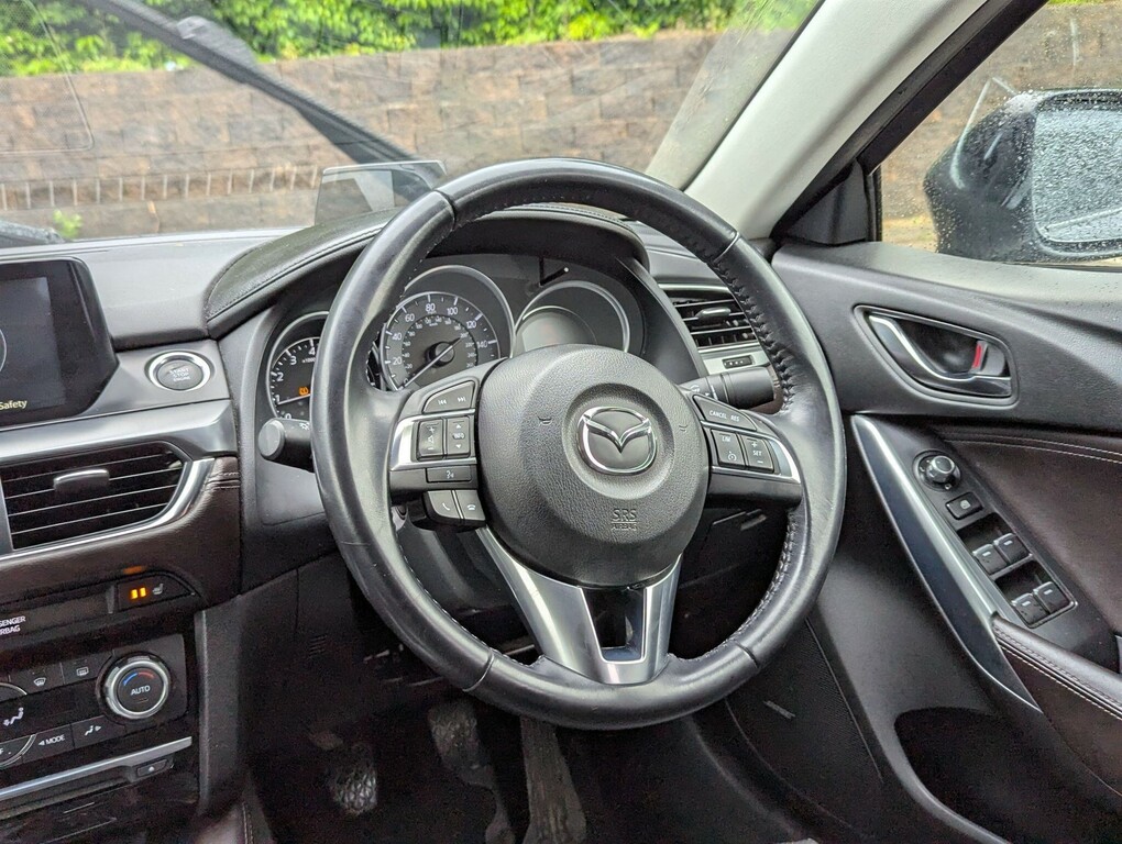 Mazda 6 6 Se-l Red #11