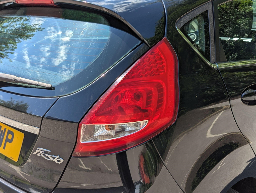 Ford Fiesta 1.2 Edge 81 Bhp Red #26
