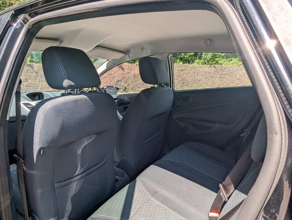 Ford Fiesta 1.2 Edge 81 Bhp Red #21