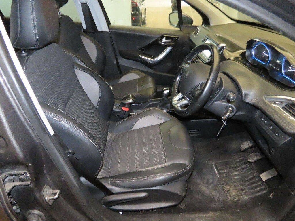 Peugeot 2008 1.2 Puretech Allure Premium Euro 6 Ss #3