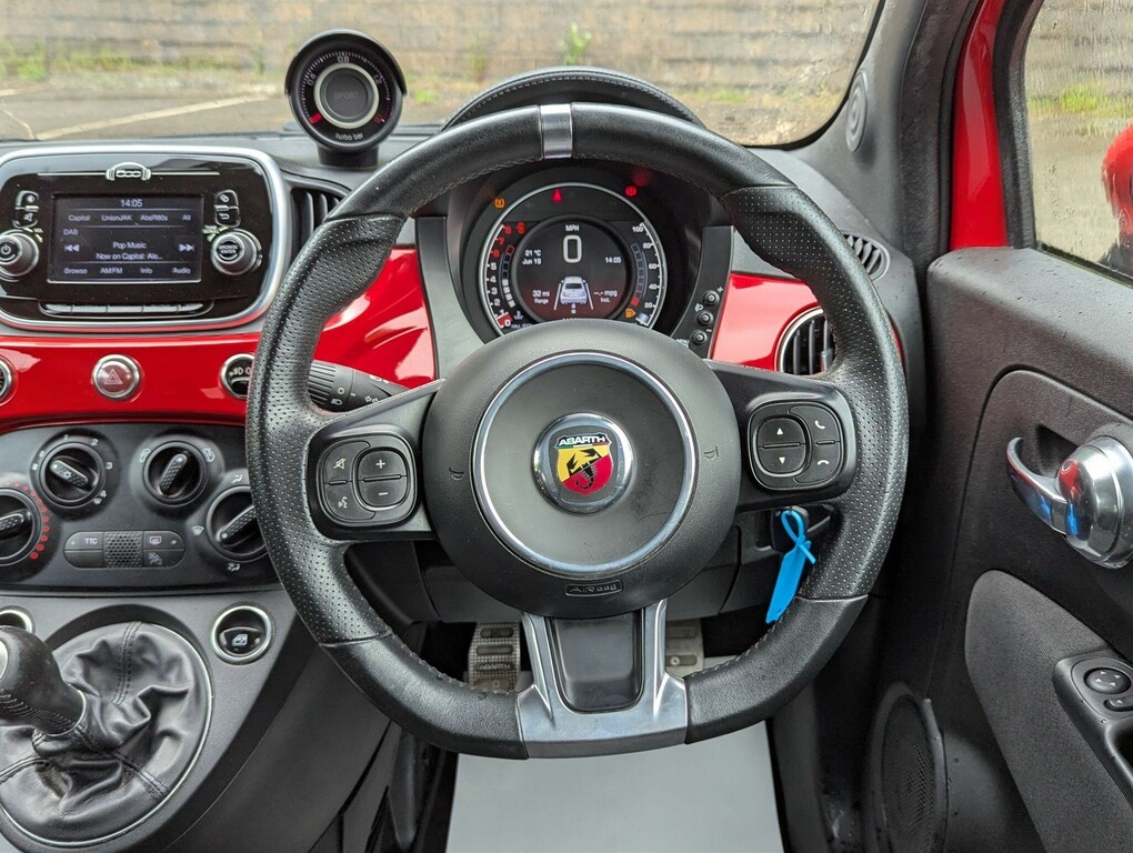 Abarth 595 Convertible 1.4 T-jet Competizione Cabrio Euro 6 2 Yellow #10