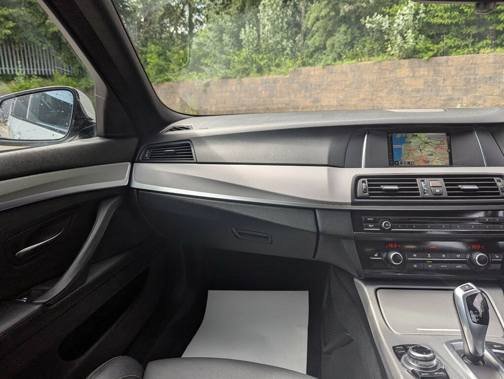 BMW 5 Series M Sport Silver #31