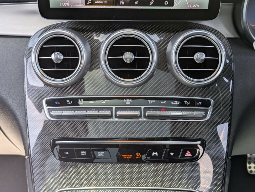 Mercedes-Benz GLC Class Glc 220D 4Matic Amg Line Prem Plus 9G-tronic White #17