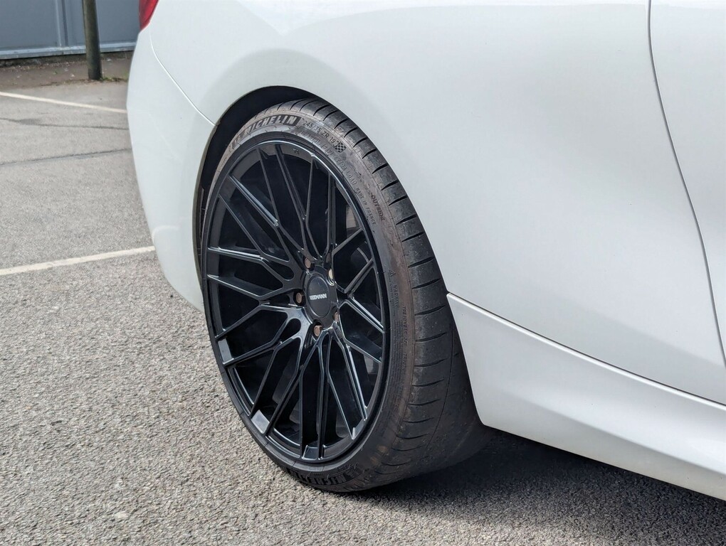 BMW 2 Series 2.0 218D Sport 141 Bhp White #22