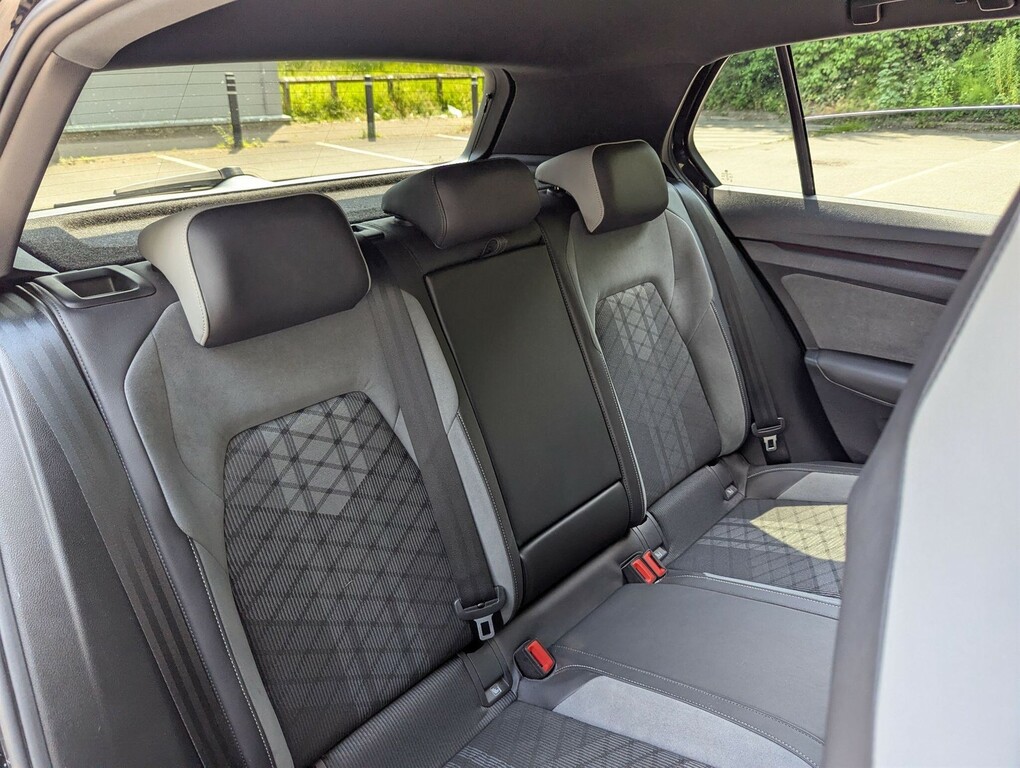 Volkswagen Golf Active 1.5 Tsi 130Ps 6-Speed Grey #9