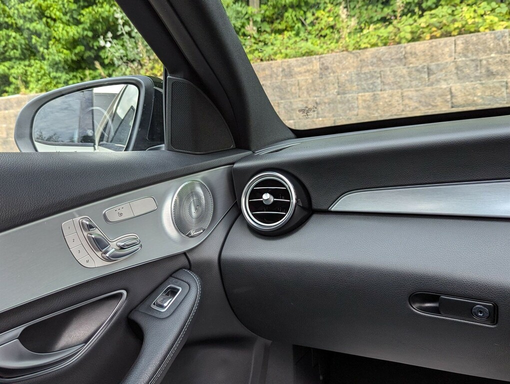 Mercedes-Benz C Class C220d Amg Line 9G-tronic Silver #18