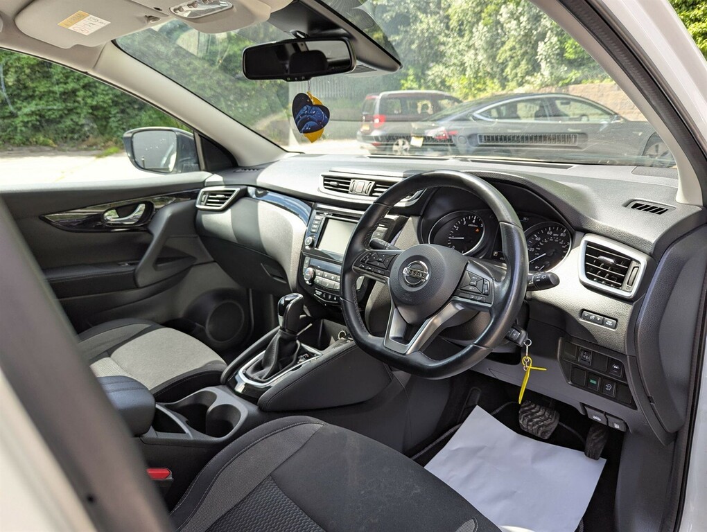 Nissan Qashqai Acenta Premium Grey #25