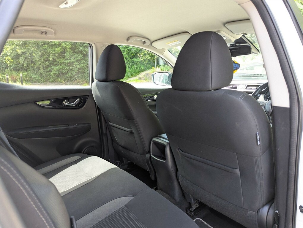 Nissan Qashqai Acenta Premium Grey #23