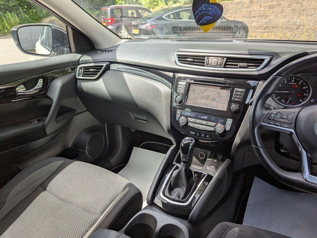 Nissan Qashqai Acenta Premium Grey #22