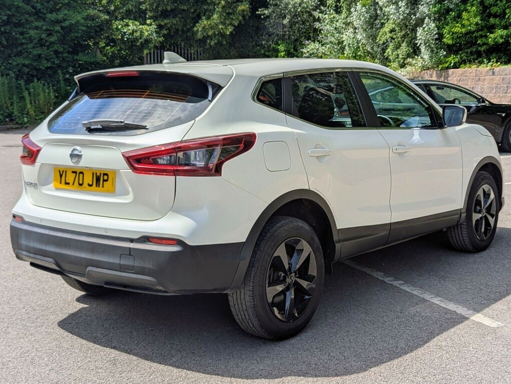 Nissan Qashqai Acenta Premium Grey #28