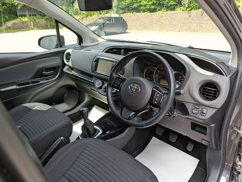 Toyota Yaris 1.33 Dual Vvt-i Design Euro 6  #5