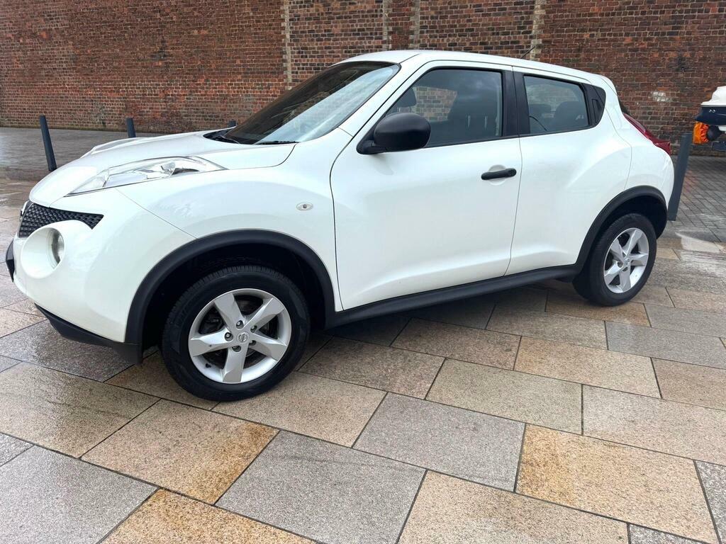 Nissan Juke 1.6 Visia Euro 5 White #3