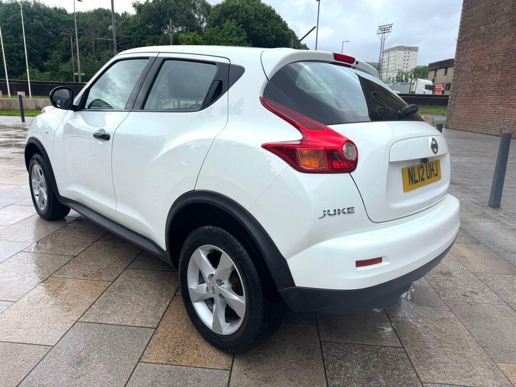Nissan Juke 1.6 Visia Euro 5 White #4