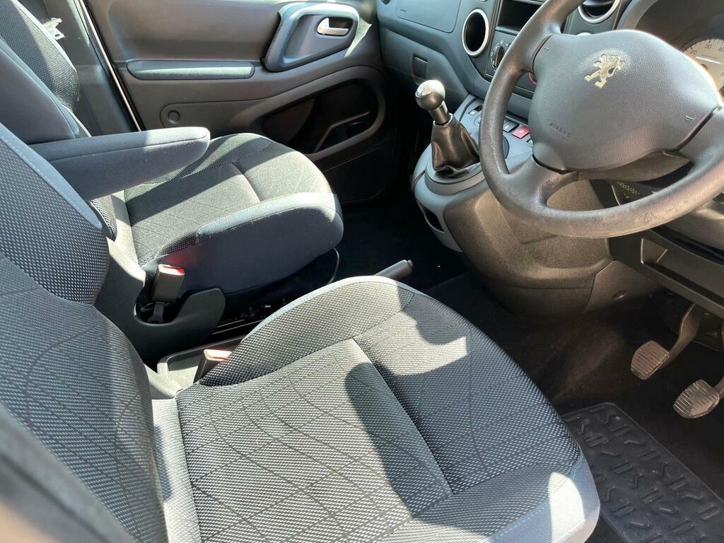 Peugeot Partner Tepee Mpv Grey #22