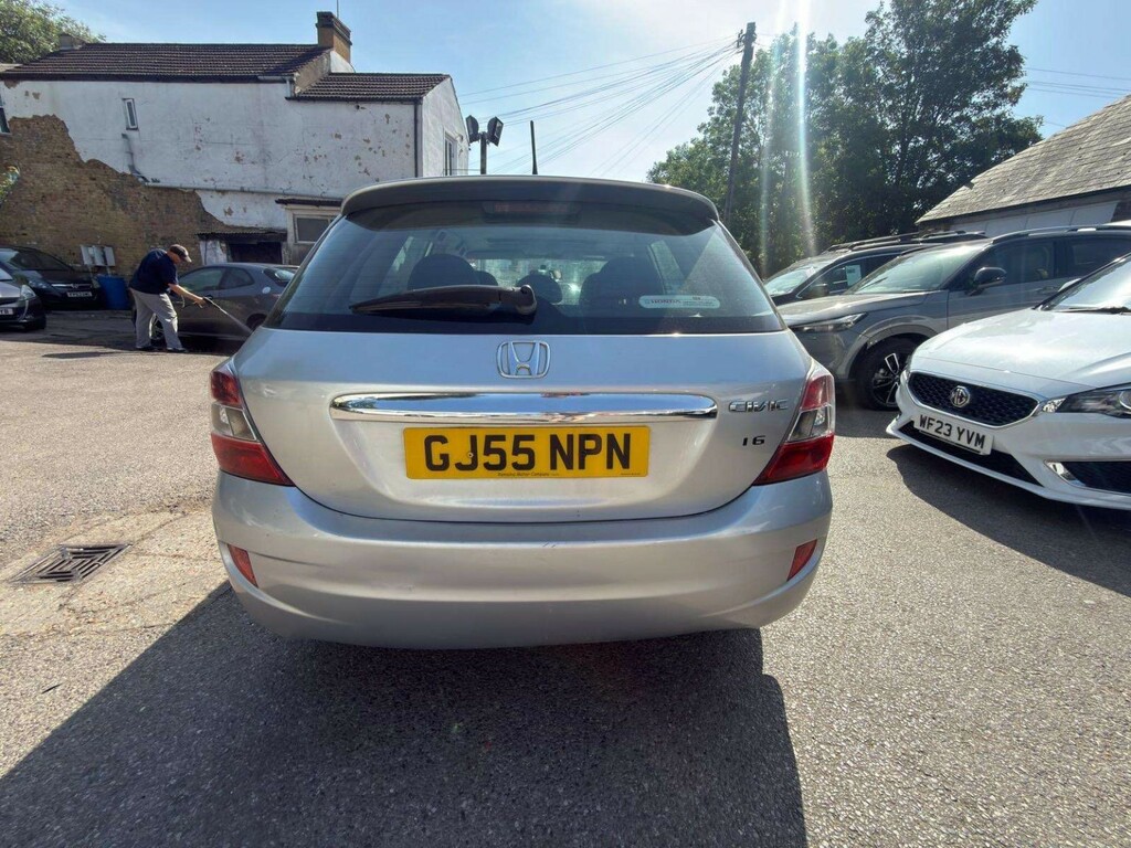 Honda Civic 1.6 I-vtec Executive 2005 Silver #4