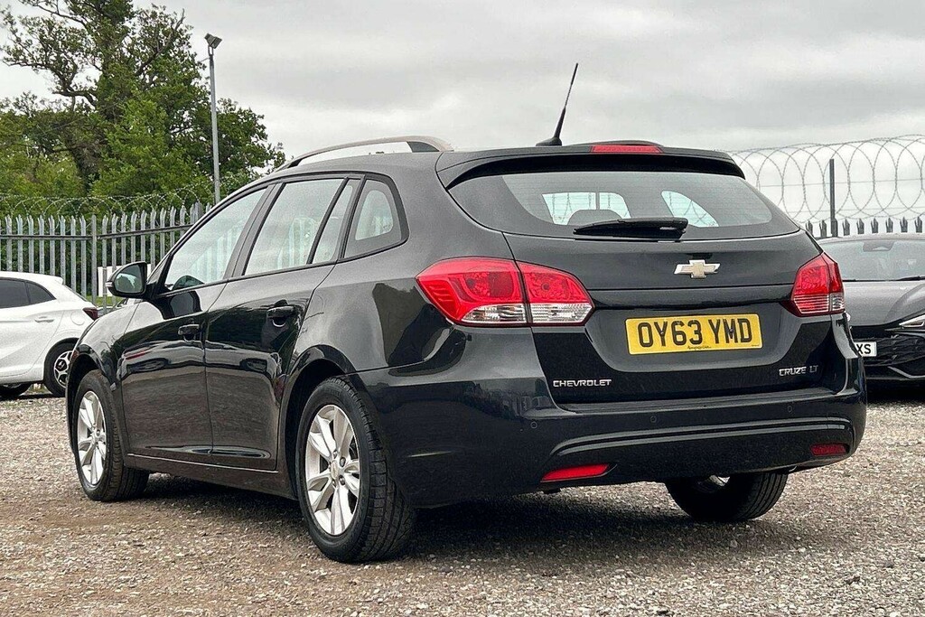 Chevrolet Cruze 1.8 Lt Lez Free 2013 OY63YMD Black #3