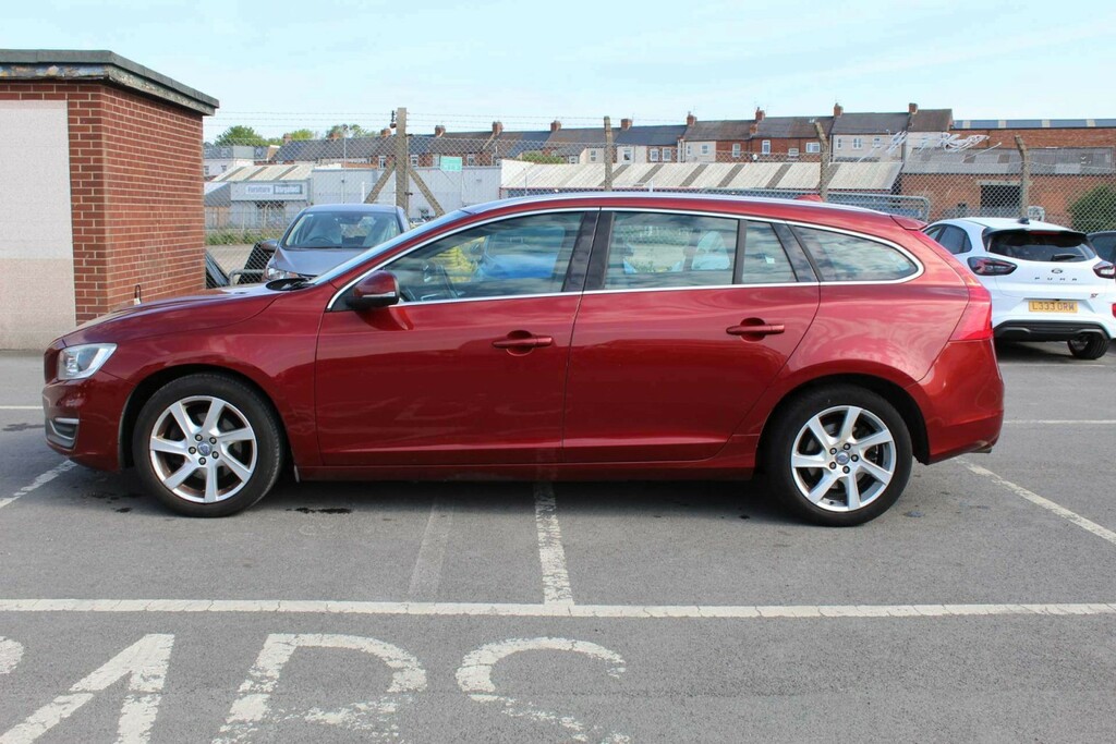 Volvo V60 D2 115 Se Powershift Gold #5