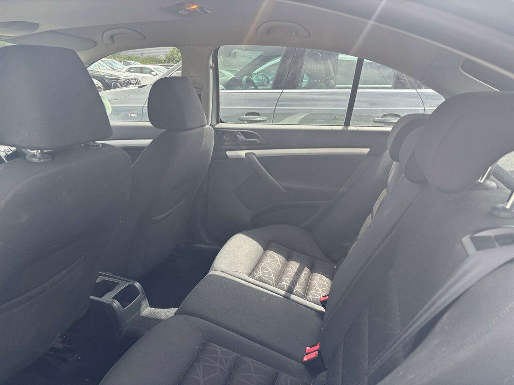 Skoda Octavia 1.8 Tsi Se Plus 2011 Green #6