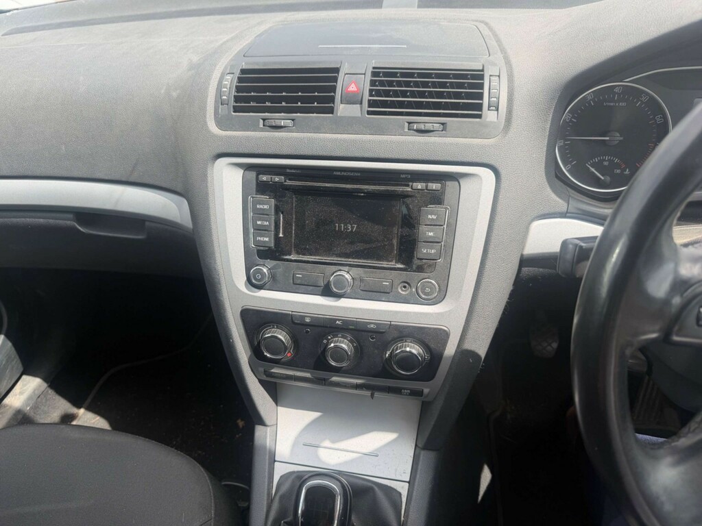 Skoda Octavia Se Grey #9