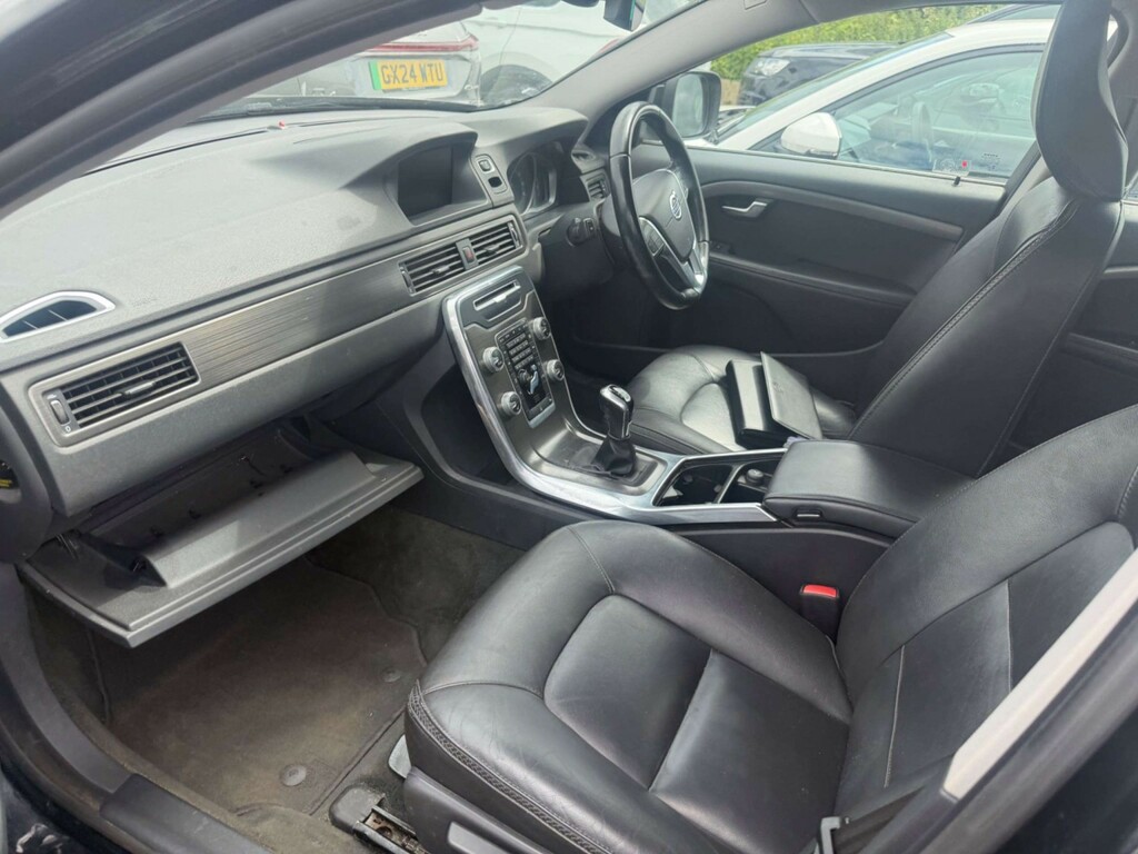 Volvo XC70 2.4 D5 Se Lux Awd Euro 6 Ss White #8