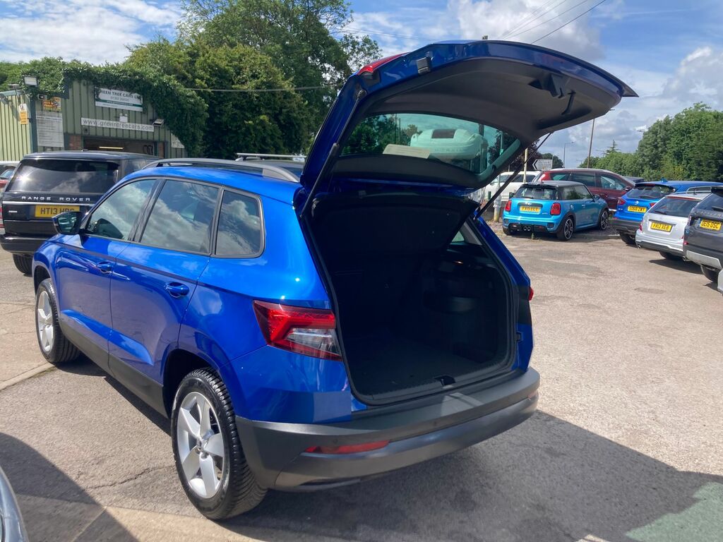 Skoda Karoq 1.5 Tsi Se Technology Blue #9