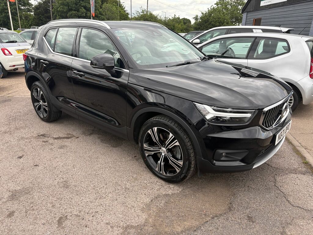 Volvo XC40 1.5H T5 Recharge 10.7Kwh Ultimate Bright Suv P ND71OPO Black #2