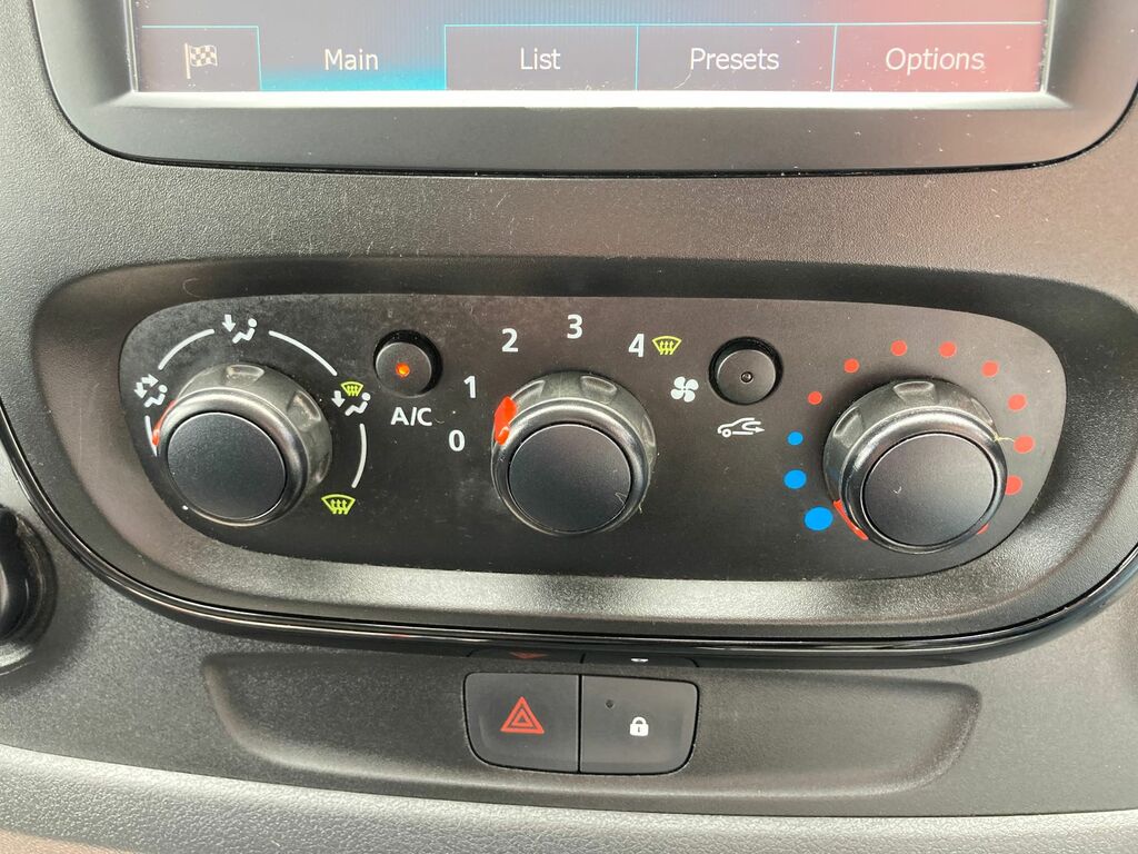 Vauxhall Vivaro Combi 2.9Cdti Ss White #9
