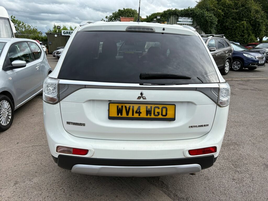 Mitsubishi Outlander 2.2 Di-d Gx4 Suv 4Wd Euro 5 Ss White #6