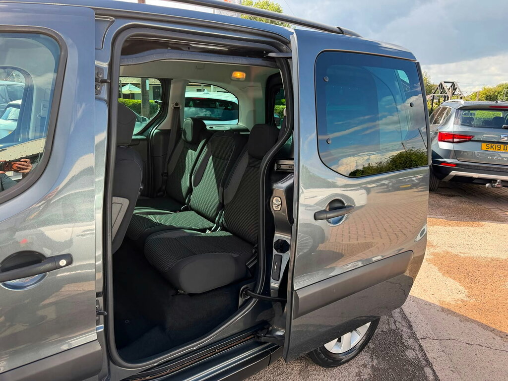 Peugeot Partner Tepee Active Grey #11