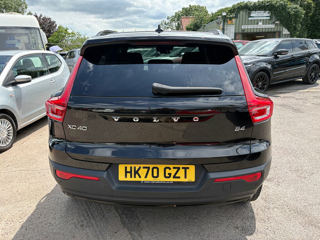 Volvo XC40 2.0 B4 Mhev R-design Pro Suv Hybrid Aut Black #6