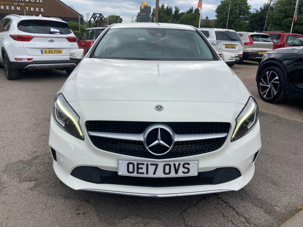Mercedes-Benz A Class 1.5 A180d Sport Premium Hatchback Man White #2