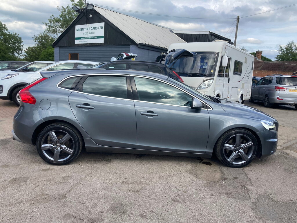 Volvo V40 1.5 T3 R-design Nav Plus Hatchback Grey #5