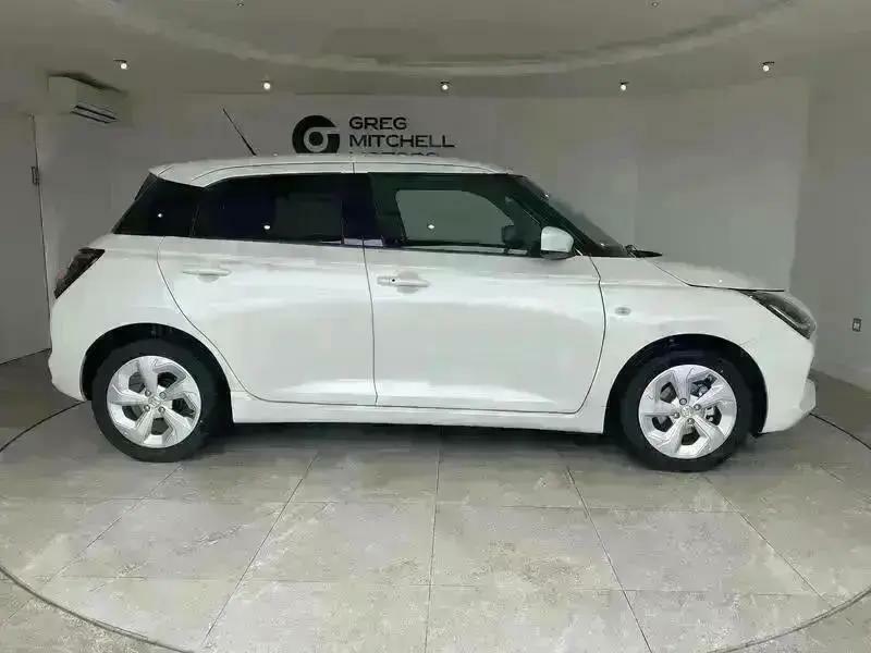 Suzuki Swift 1.2 Mild Hybrid Motion BVZ5850 White #4