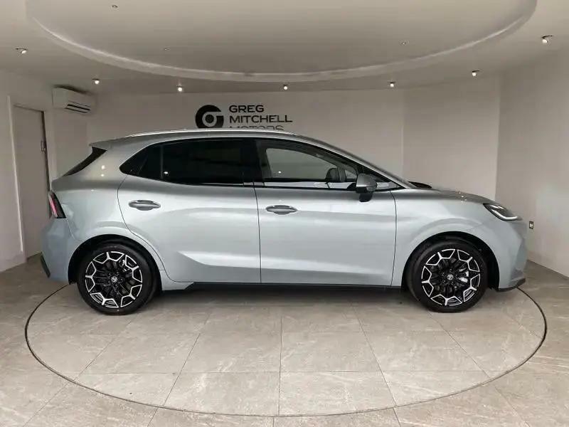 MG MG4 118Kw Premium Long Range 54Kwh CVZ6246 Green #4