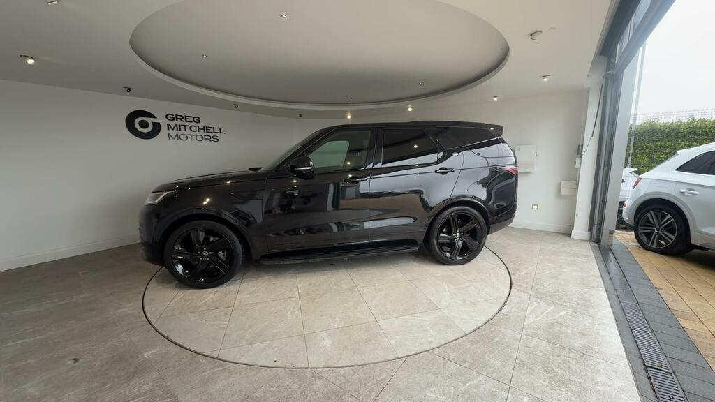 Land Rover Discovery 3.0 D300 R-dynamic Hse GX23UWL Black #4