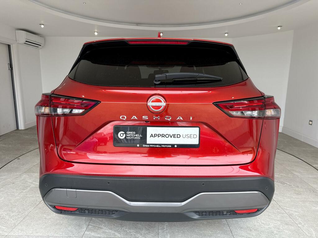Nissan Qashqai 1.3 Dig-t Mh N-connecta URZ1421 Red #6
