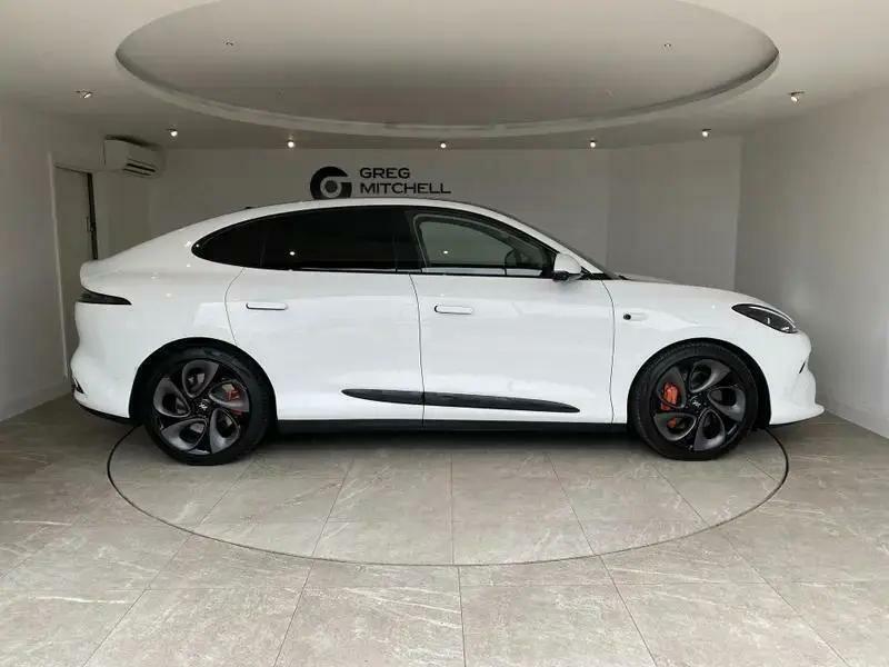MG IM6 553Kw Launch Edition 100Kwh Awd White #4