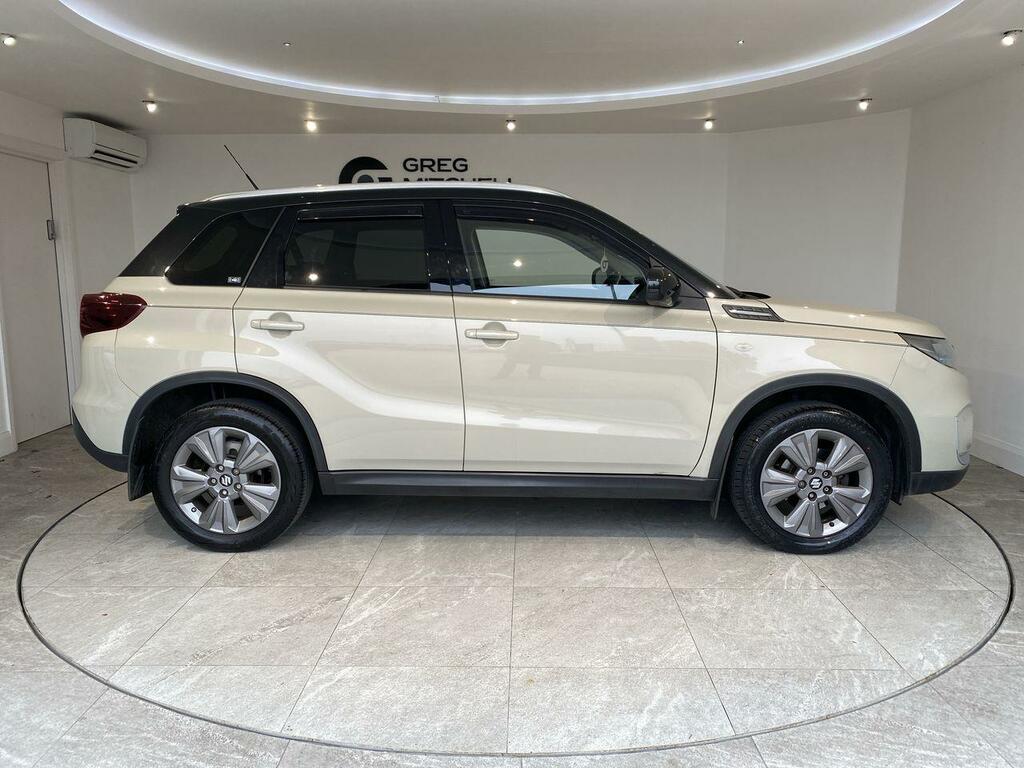 Suzuki Vitara 1.4 Boosterjet Mhev Motion Black #4