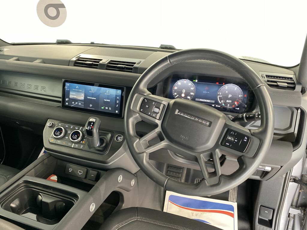 Land Rover Defender 90 V8 Black #11