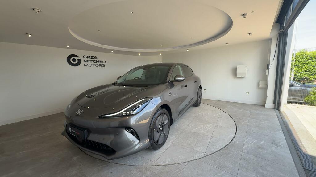 MG IM6 300Kw Long Range 100Kwh Silver #3