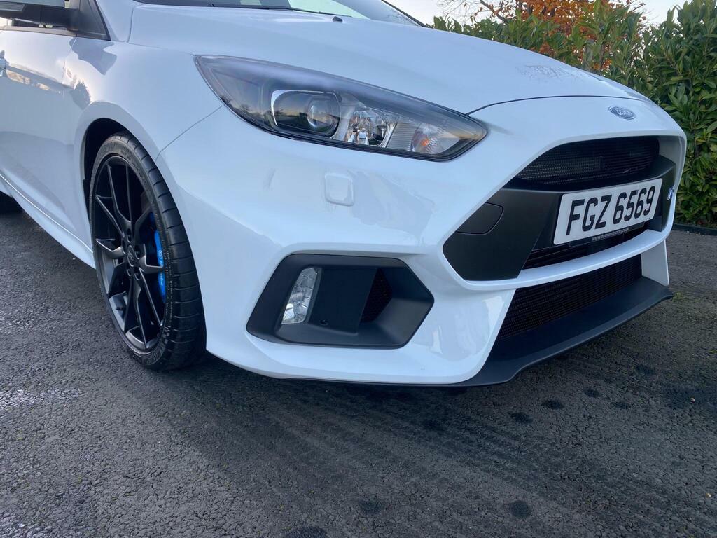 Ford Focus 2.0T Ecoboost St-3 White #16