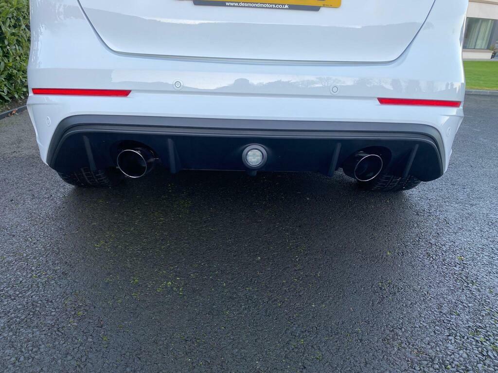 Ford Focus 2.0T Ecoboost St-3 White #13