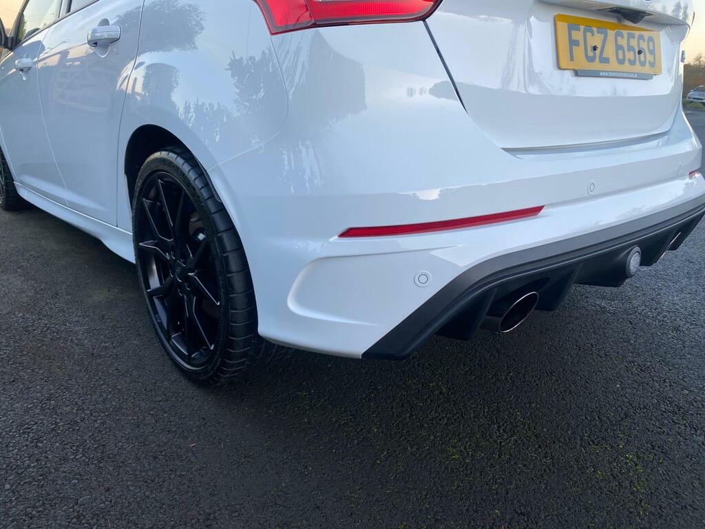 Ford Focus 2.0T Ecoboost St-3 White #12