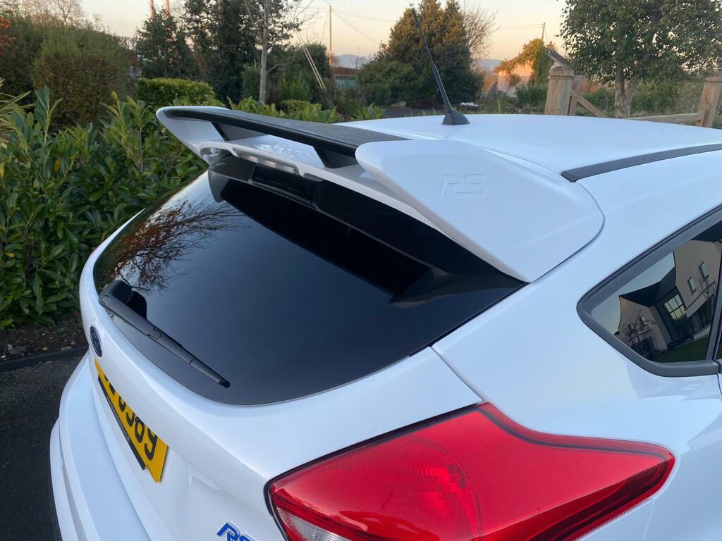 Ford Focus 2.0T Ecoboost St-3 White #14